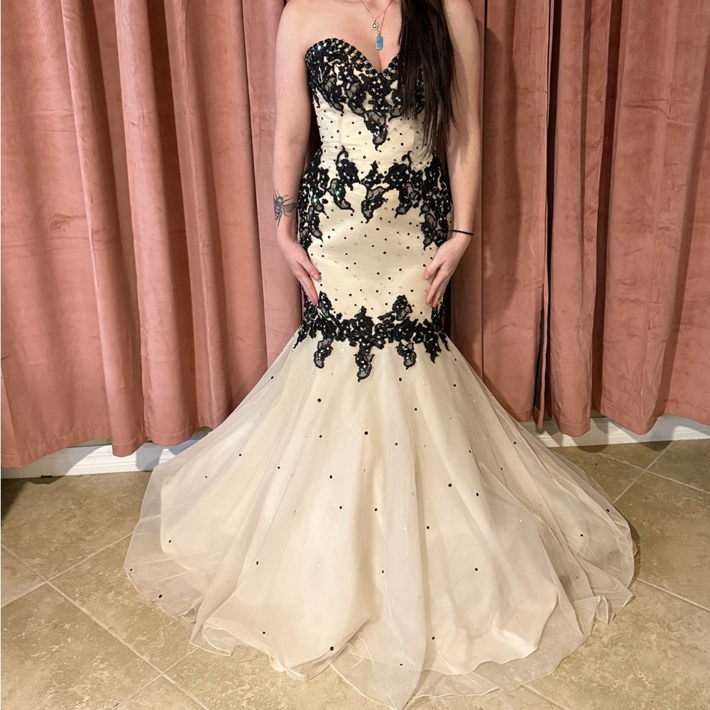 Mori Lee Black and White Prom Dress - Picture 6 of 12
